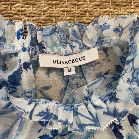 Olivaceous blouse - Picture 2 of 3